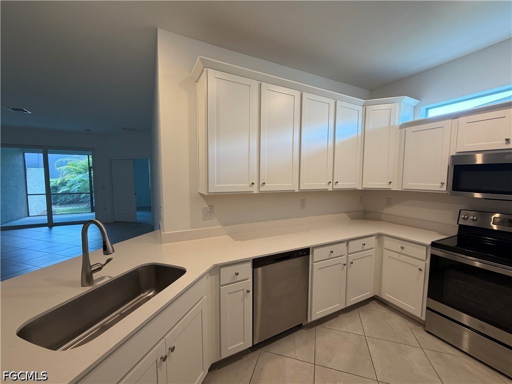 9077 Leatherwood Loop Lehigh Acres FL 33936 2026019937 image14