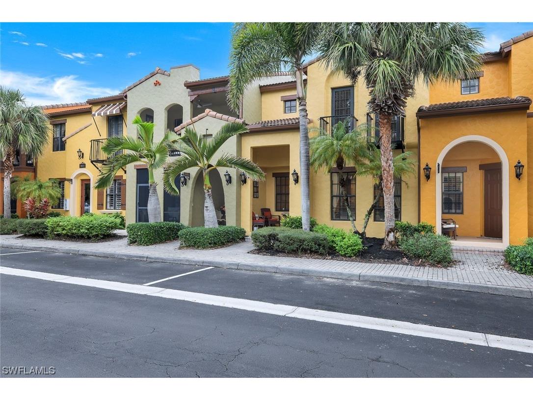 9077 Rialto Street #61-2 Naples FL 34113 224000691 image1
