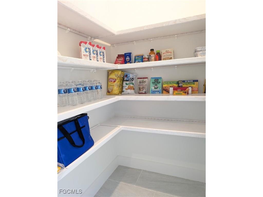 9077 Wisteria Way Naples FL 34114 2025017259 image21