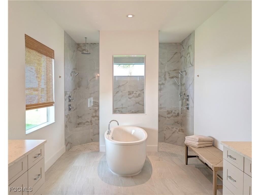 9077 Wisteria Way Naples FL 34114 2025017259 image25