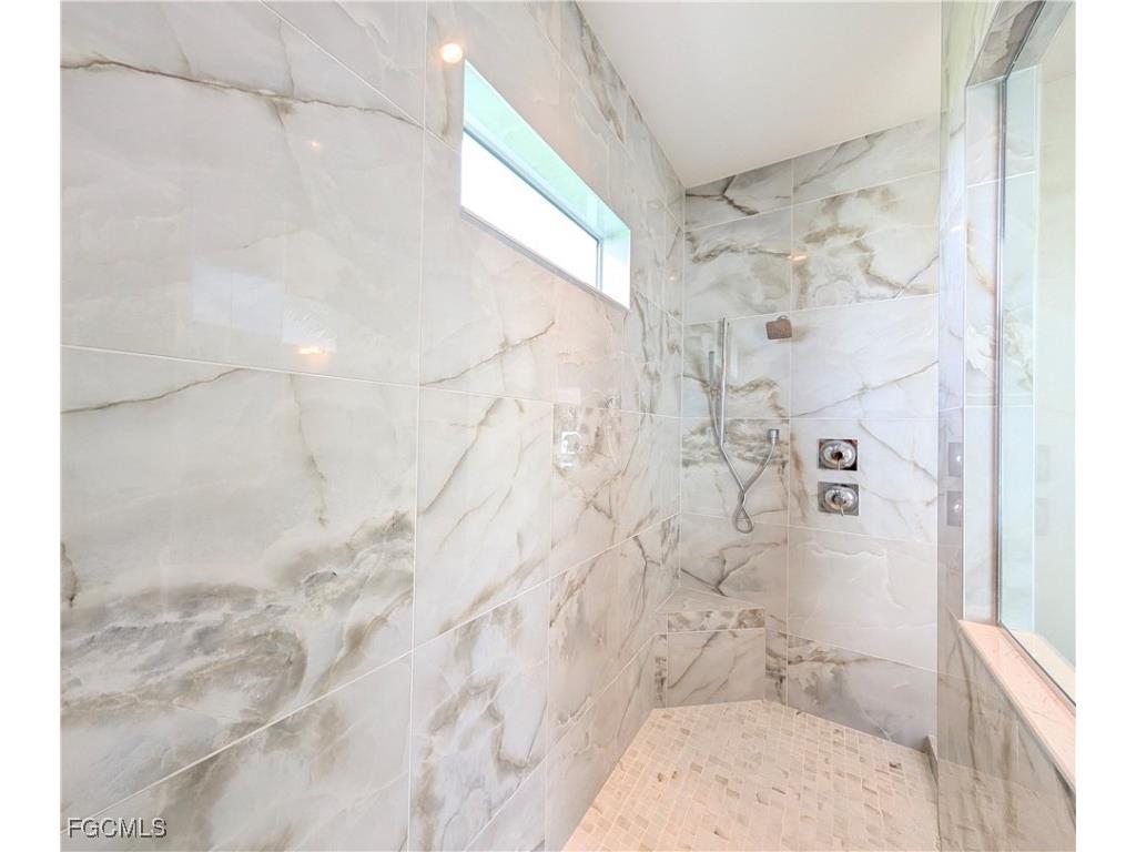 9077 Wisteria Way Naples FL 34114 2025017259 image27