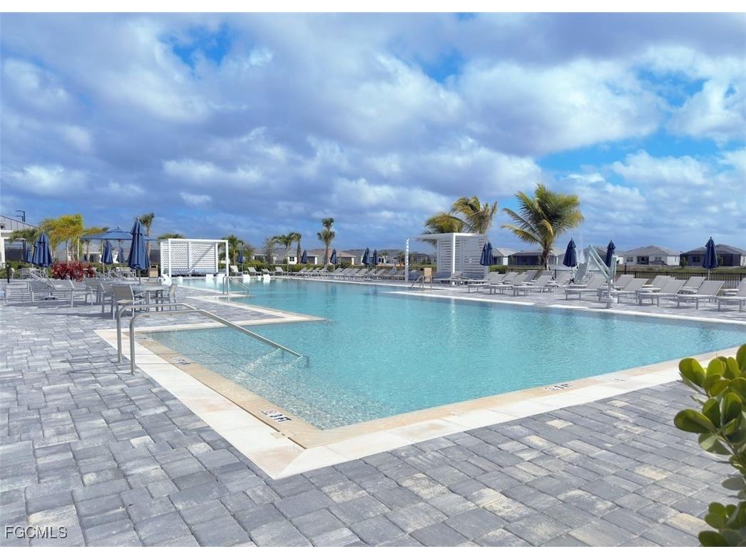 9077 Wisteria Way Naples FL 34114 2026005114 image49