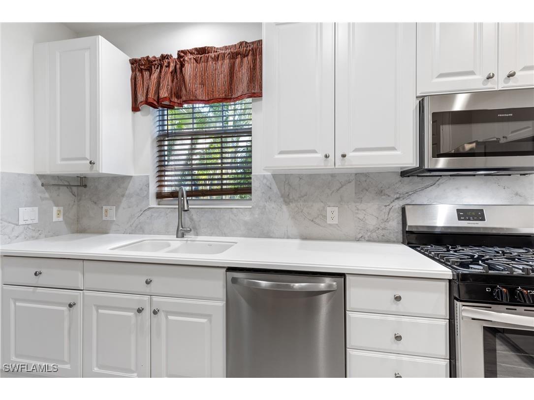 9079 Cascada Way #102 Naples FL 34114 225060561 image19