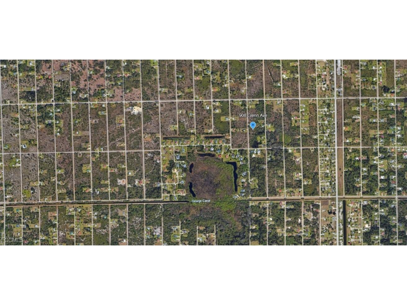 908 Glenn Avenue Lehigh Acres FL 33972 2025005240 image3