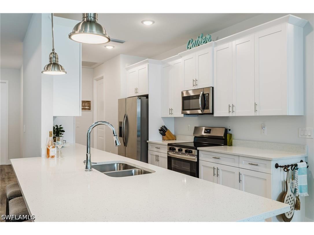 908 Hibiscus Avenue Lehigh Acres FL 33972 226015799 image11
