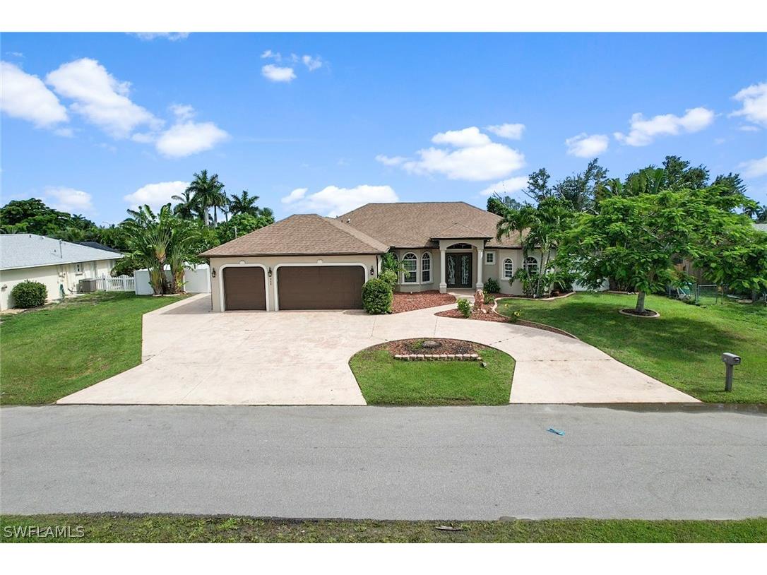 908 SE 29th Terrace Cape Coral FL 33904 224055973 image1