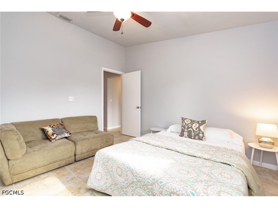 908 SE 33rd Street Cape Coral FL 33904 2026021566 image13