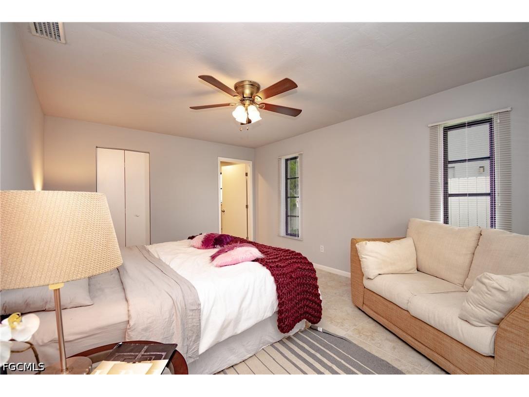 908 SE 33rd Street Cape Coral FL 33904 2026021566 image19