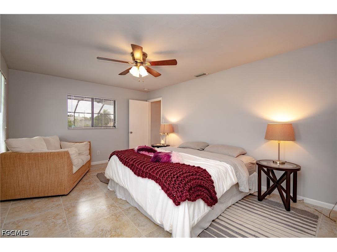 908 SE 33rd Street Cape Coral FL 33904 2026021566 image20