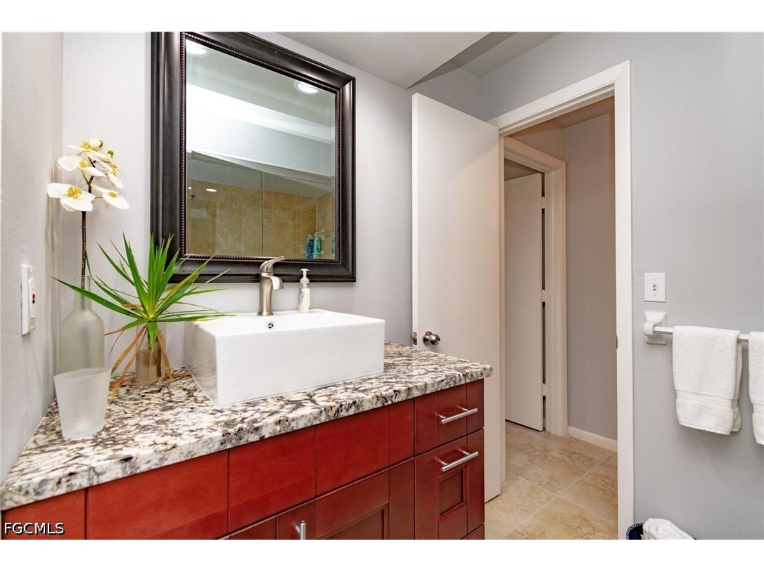 908 SE 33rd Street Cape Coral FL 33904 2026021566 image22