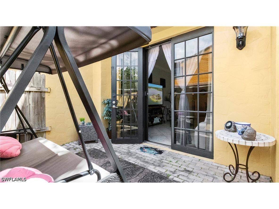 9080 Chula Vista Street #10401 Naples FL 34113 226015827 image17
