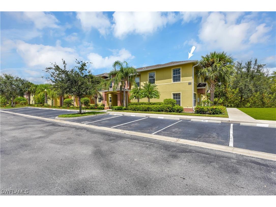 9084 Gervais Circle #609 Naples FL 34120 223067848 image1