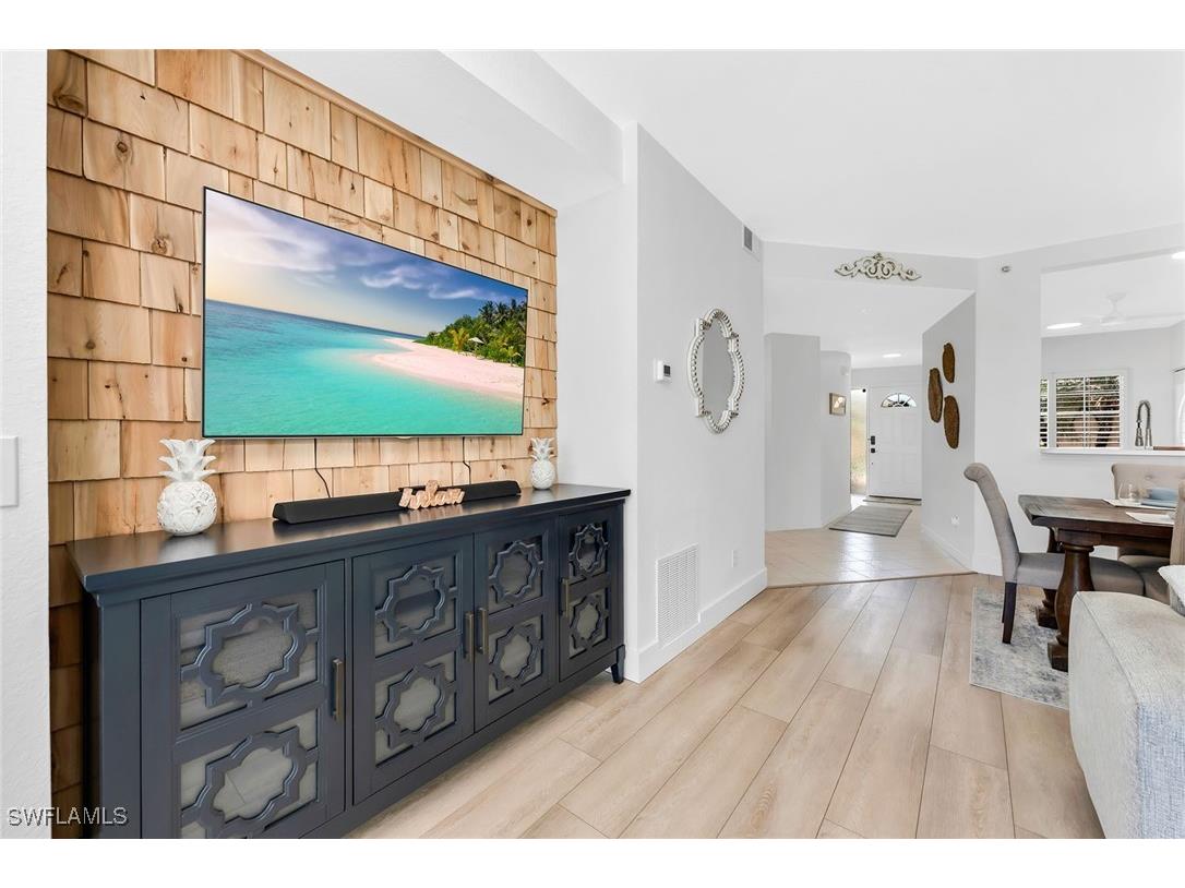 9087 Michael Circle #9 Naples FL 34113 225074883 image10