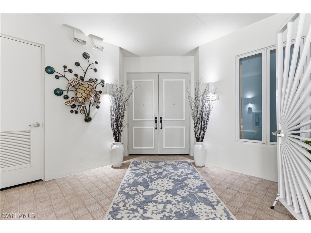 909 10th Street S #201 Naples FL 34102 226009762 image32
