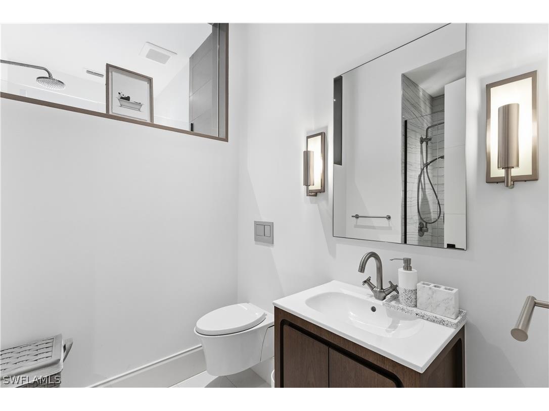 909 10th Street S #201 Naples FL 34102 226009762 image36