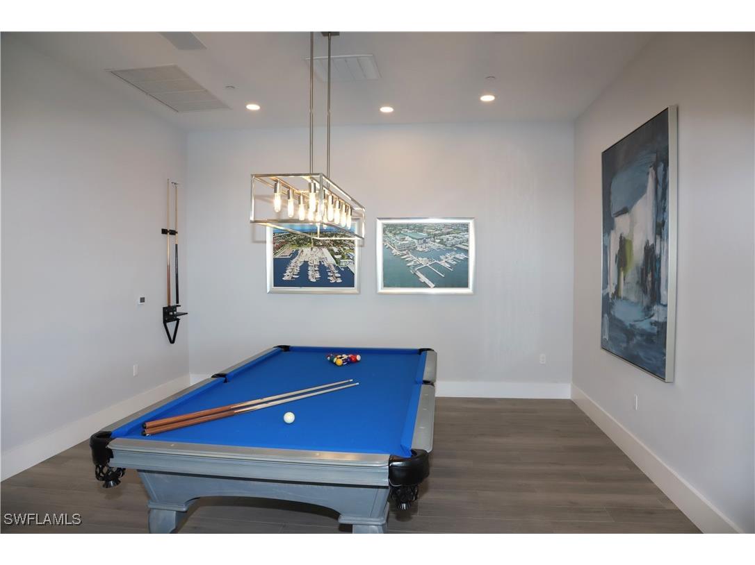 909 10th Street S Naples FL 34102 226005434 image5