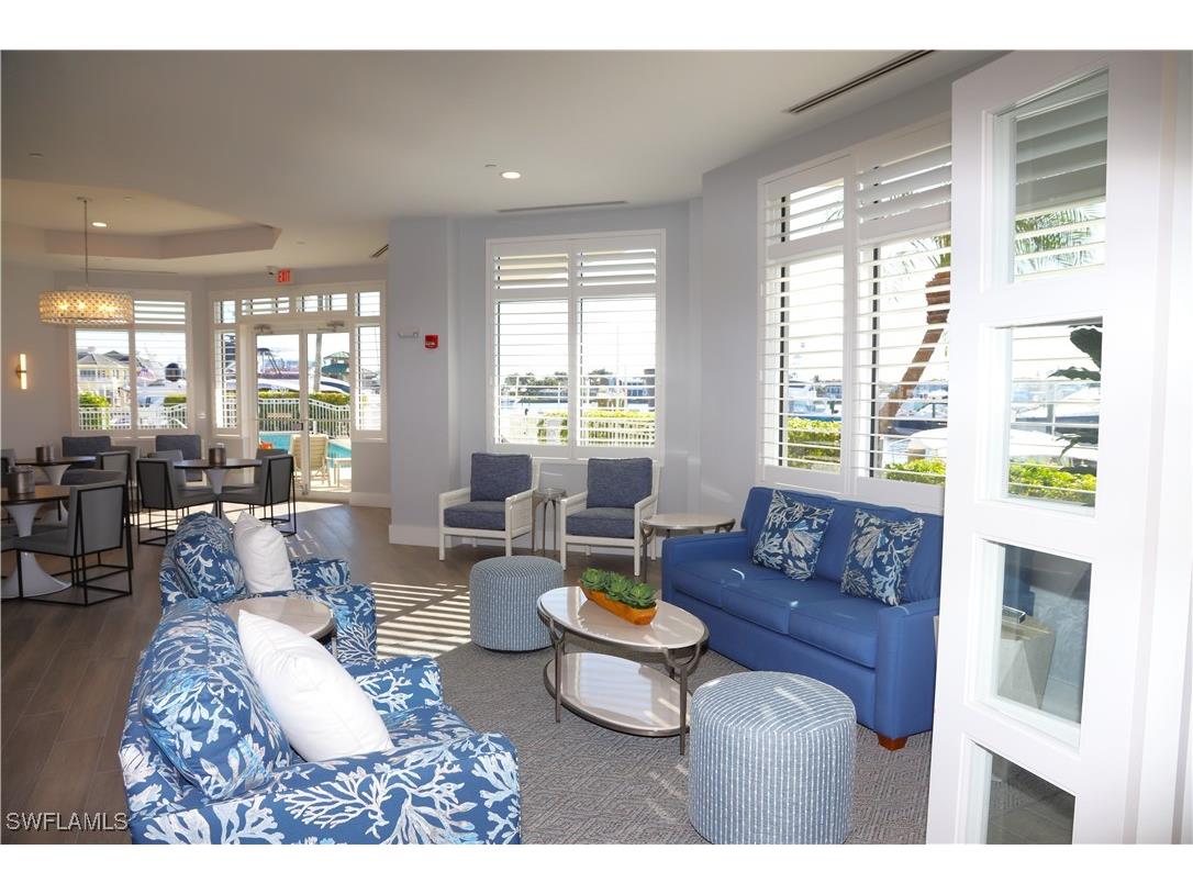 909 10th Street S Naples FL 34102 226005434 image9
