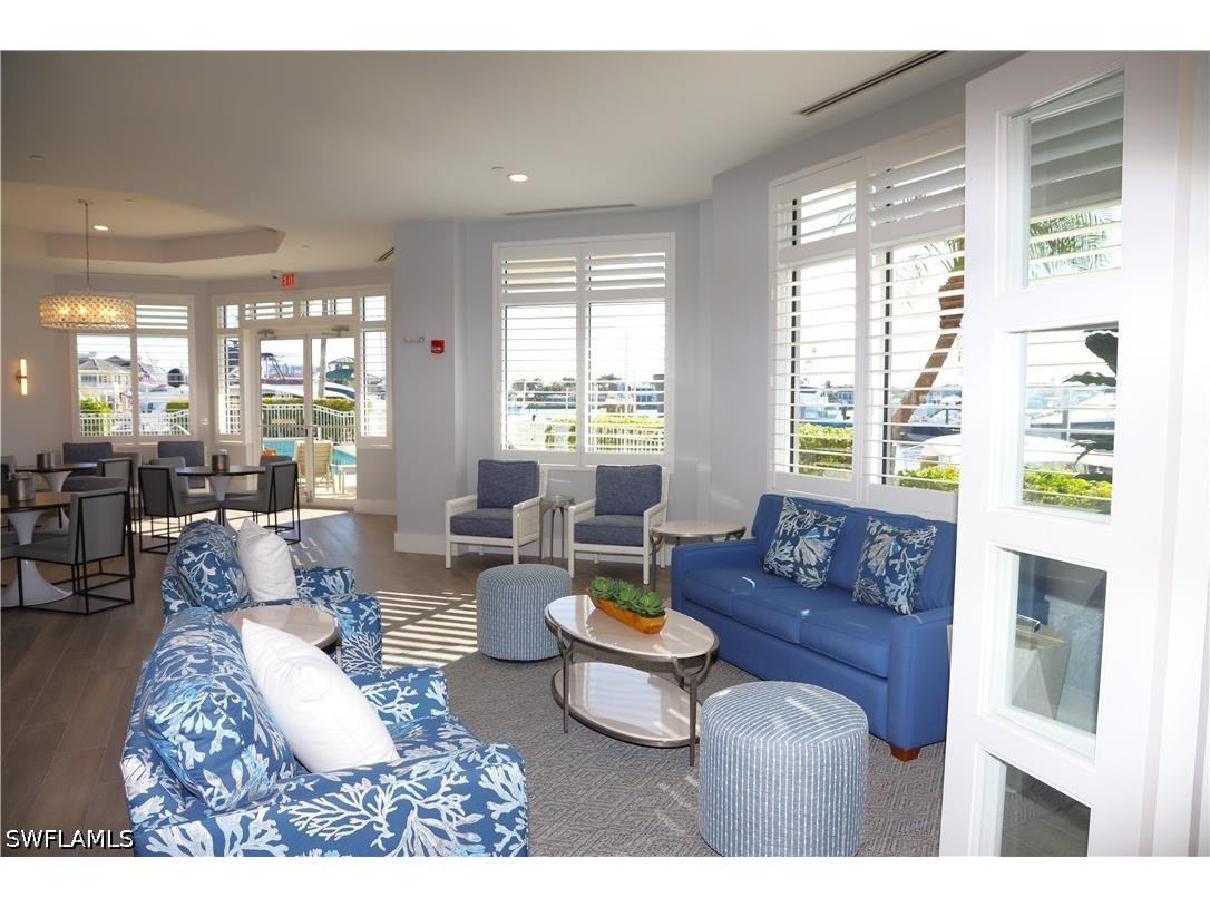 909 10th Street S Naples FL 34102 226014730 image11