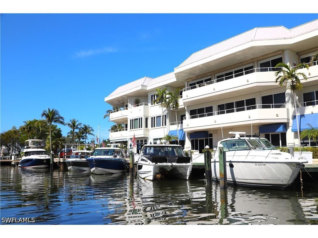909 10th Street S Naples FL 34102 226014730 image5