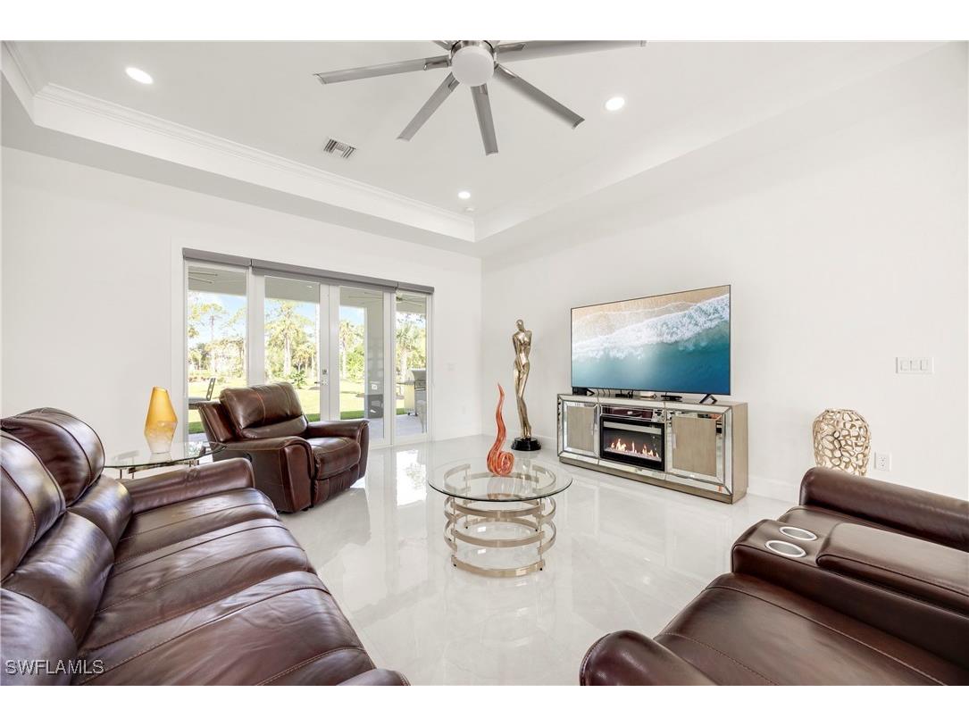 909 8th Street SE Naples FL 34117 226000421 image6