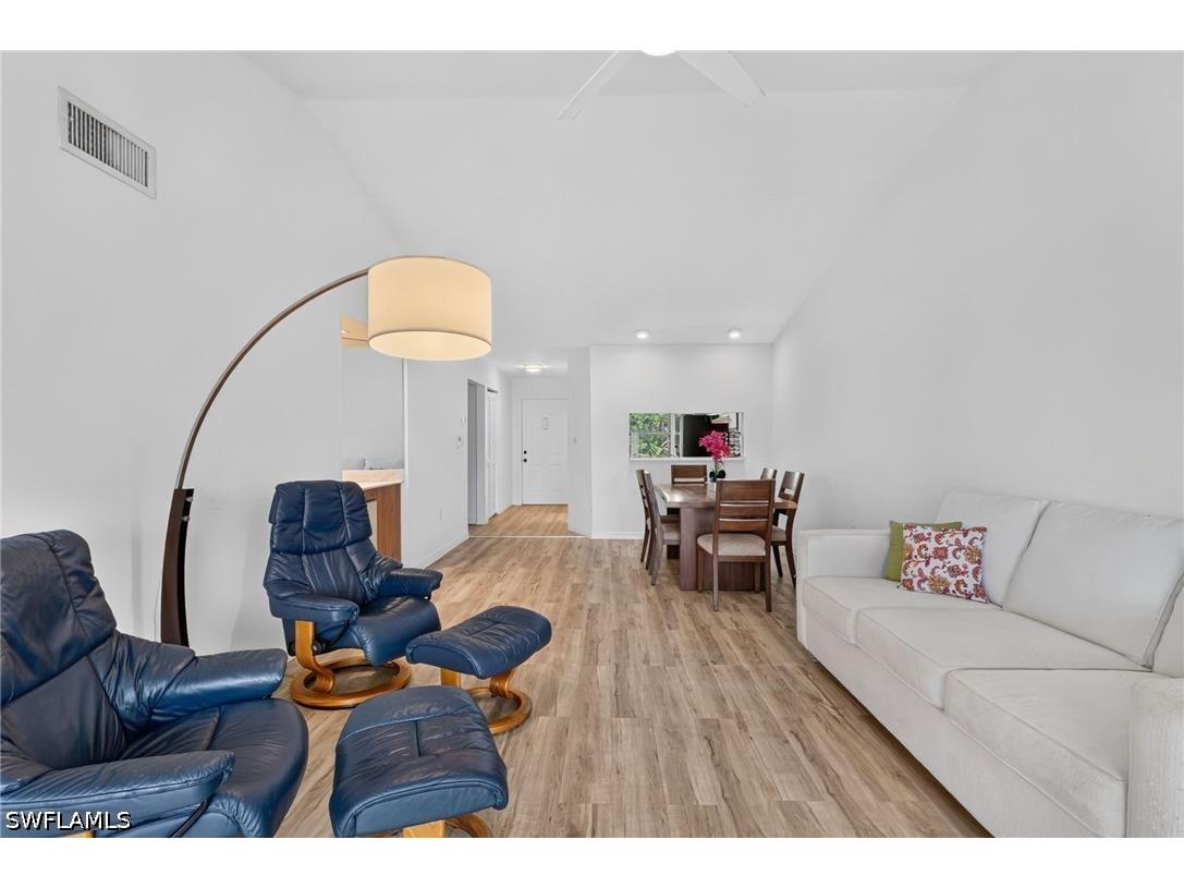 909 Augusta Boulevard #7 Naples FL 34113 226024793 image5