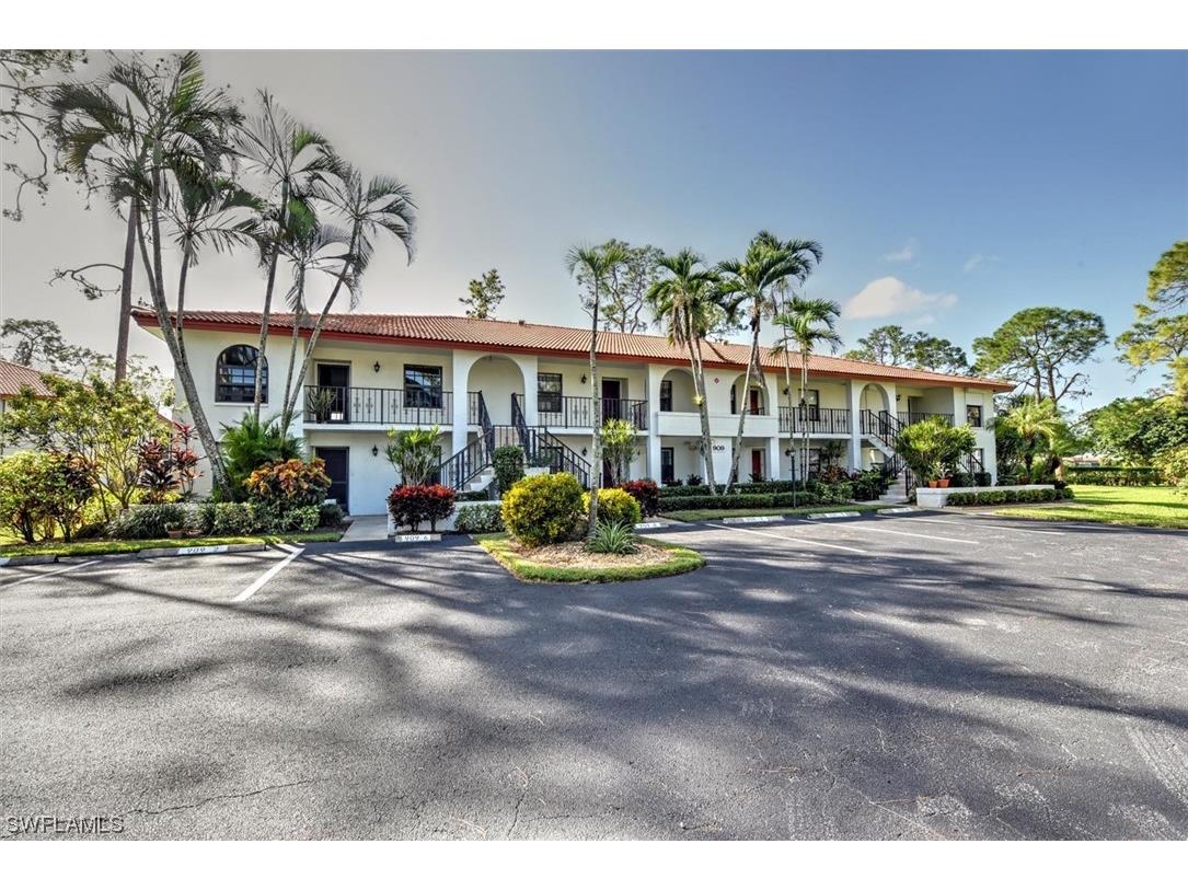 909 Augusta Boulevard #909-6 Naples FL 34113 223024745 image1
