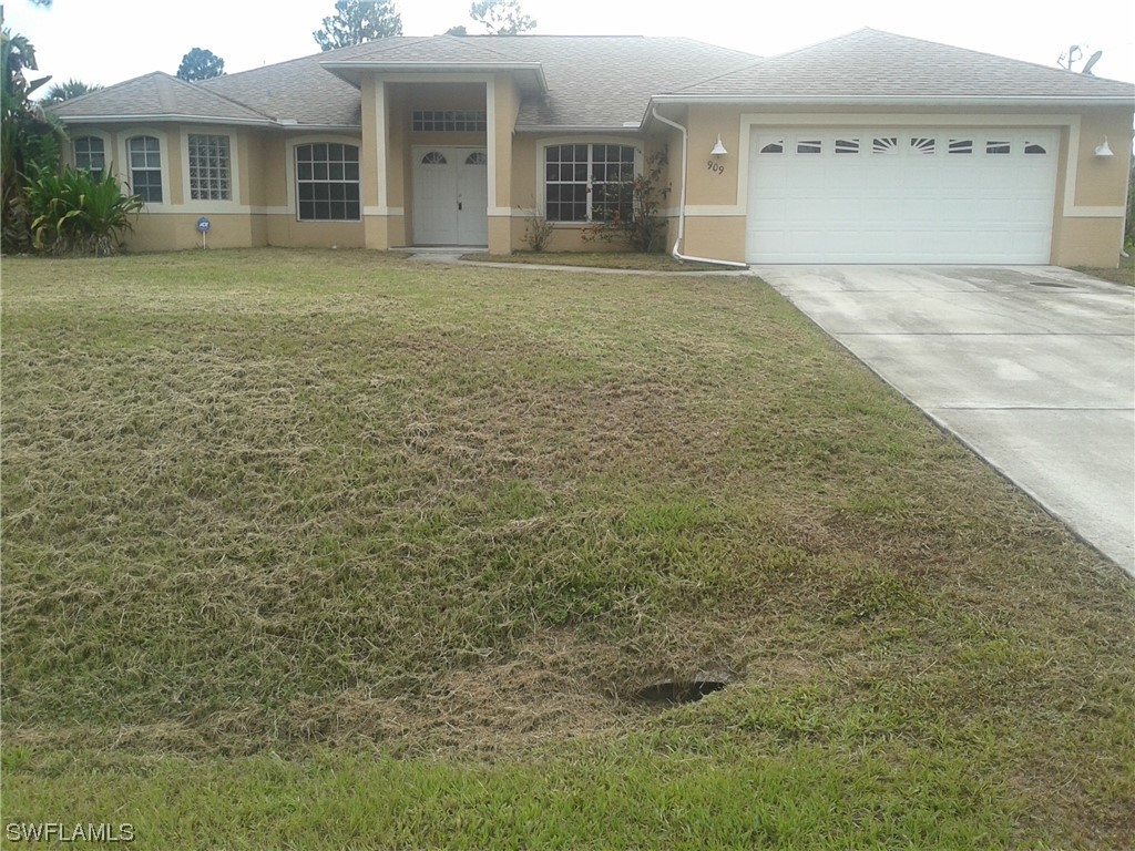 909 Cleveland Avenue Lehigh Acres FL 33972 223029683 image1