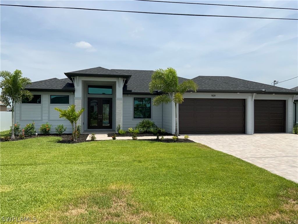 909 NE 11th Terrace Cape Coral FL 33909 224021567 image1
