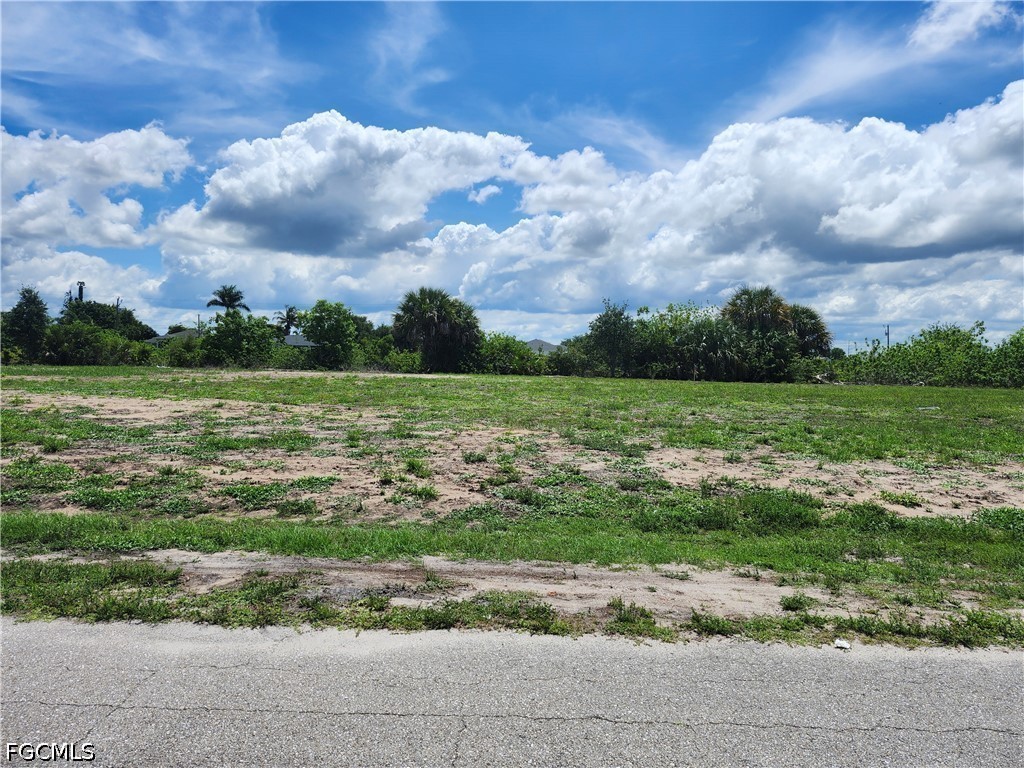 909 NW 12th Place Cape Coral FL 33993 2026023744 image1