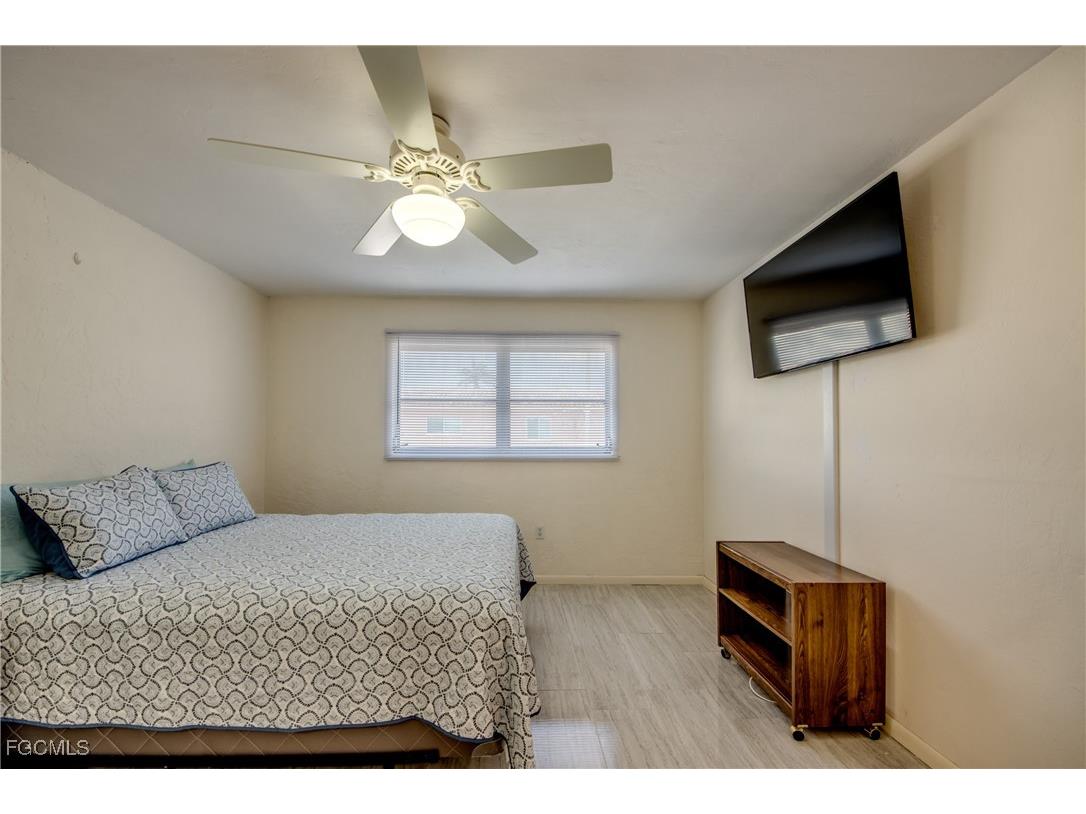 909 SE 46th Lane #202 Cape Coral FL 33904 2025003329 image19