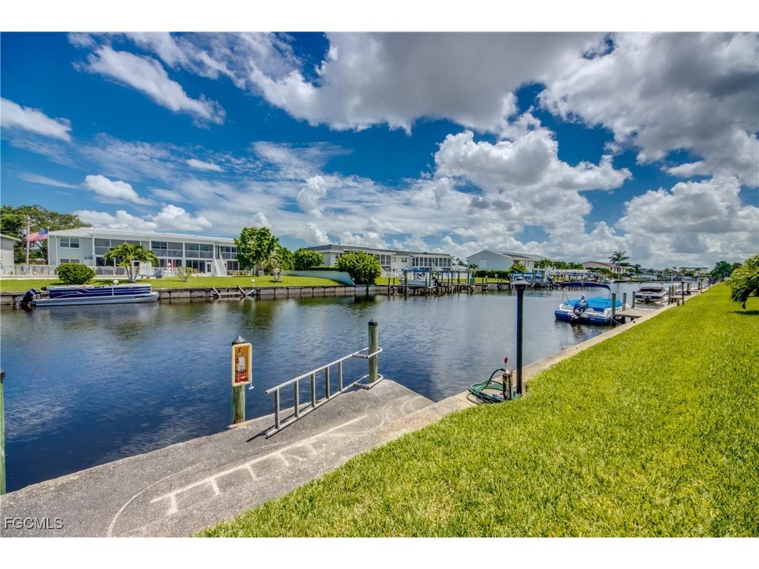 909 SE 46th Lane #202 Cape Coral FL 33904 2025003329 image30