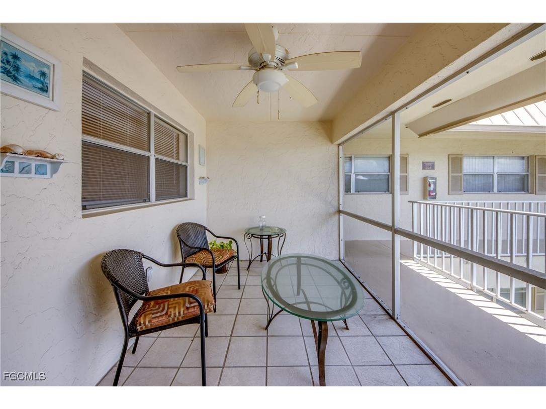 909 SE 46th Lane #202 Cape Coral FL 33904 2025003329 image4