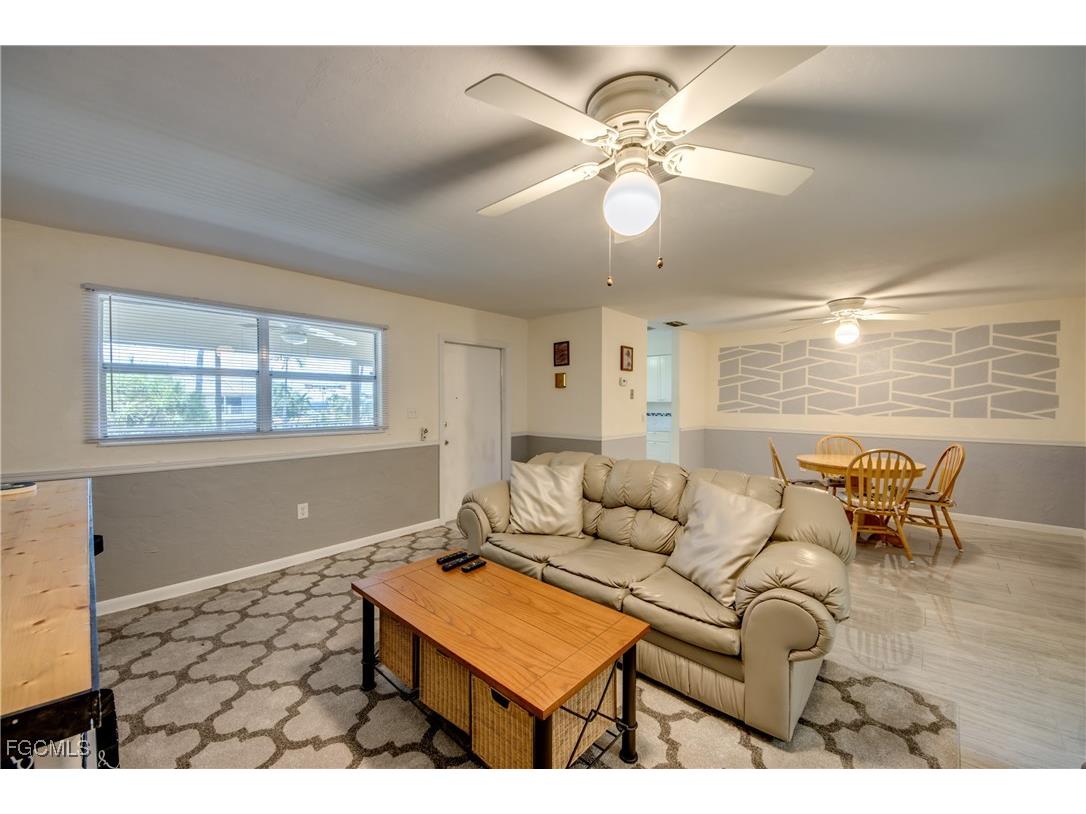 909 SE 46th Lane #202 Cape Coral FL 33904 2025003329 image9