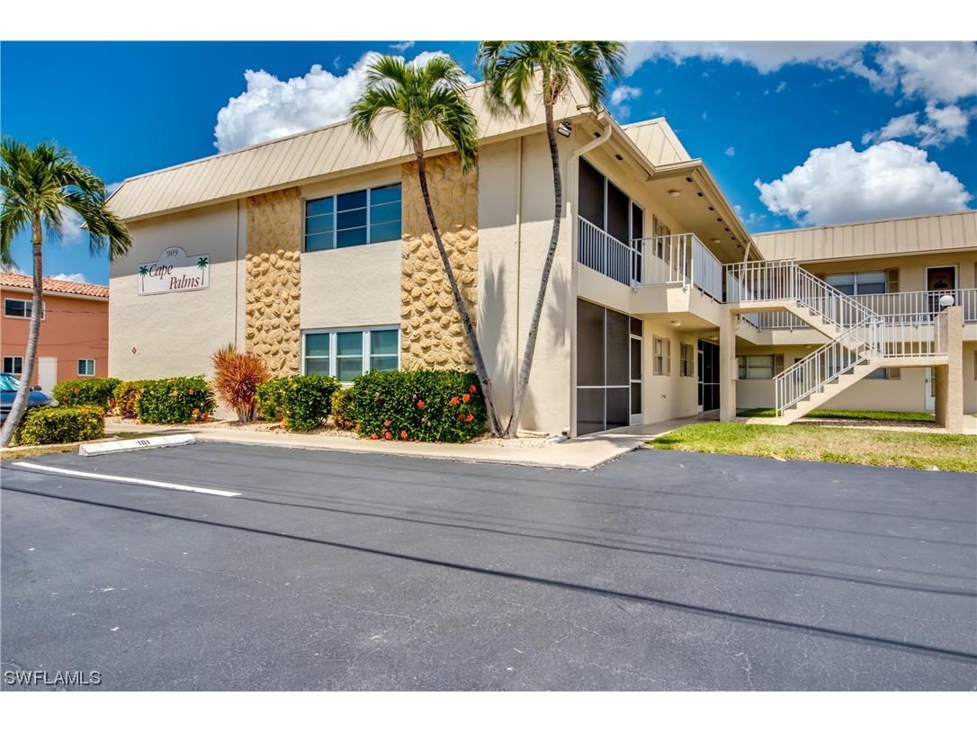 909 SE 46th Lane #203 Cape Coral FL 33904 223026039 image1