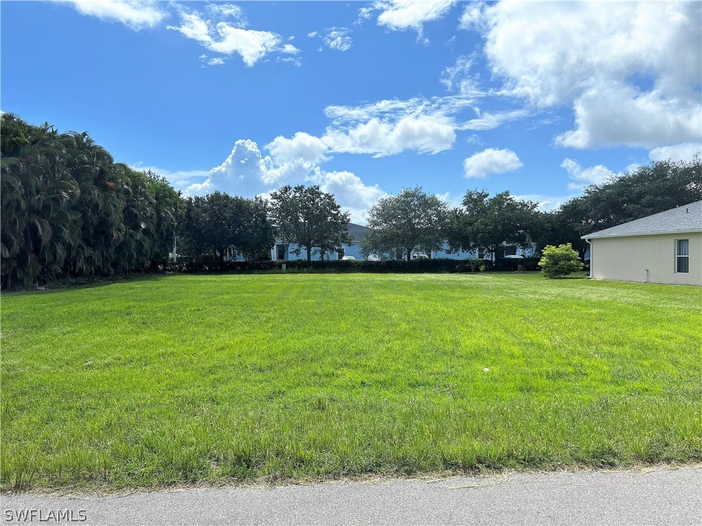 909 SE 4th Place Cape Coral FL 33990 222044173 image1
