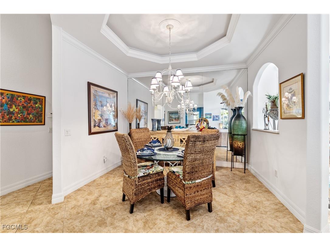 909 SW 22nd Terrace Cape Coral FL 33991 2025024621 image10