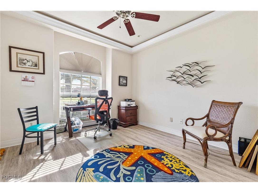 909 SW 22nd Terrace Cape Coral FL 33991 2025024621 image25