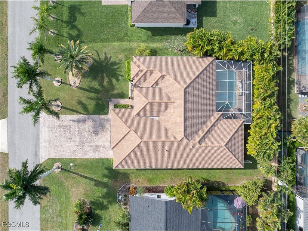 909 SW 22nd Terrace Cape Coral FL 33991 2025024621 image4
