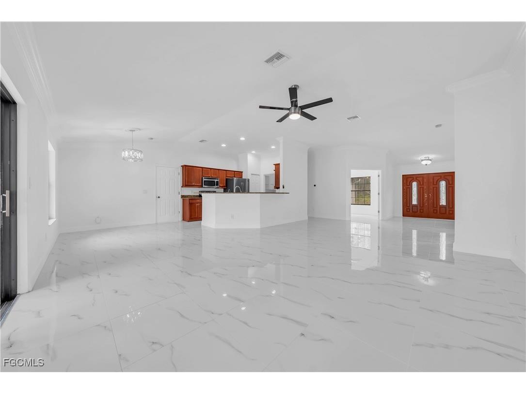 909 Williams Avenue Lehigh Acres FL 33972 2025019515 image5