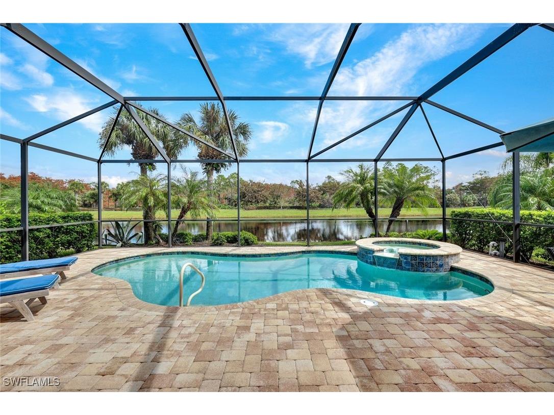 9093 Siesta Bay Drive Naples FL 34120 224083736 image1