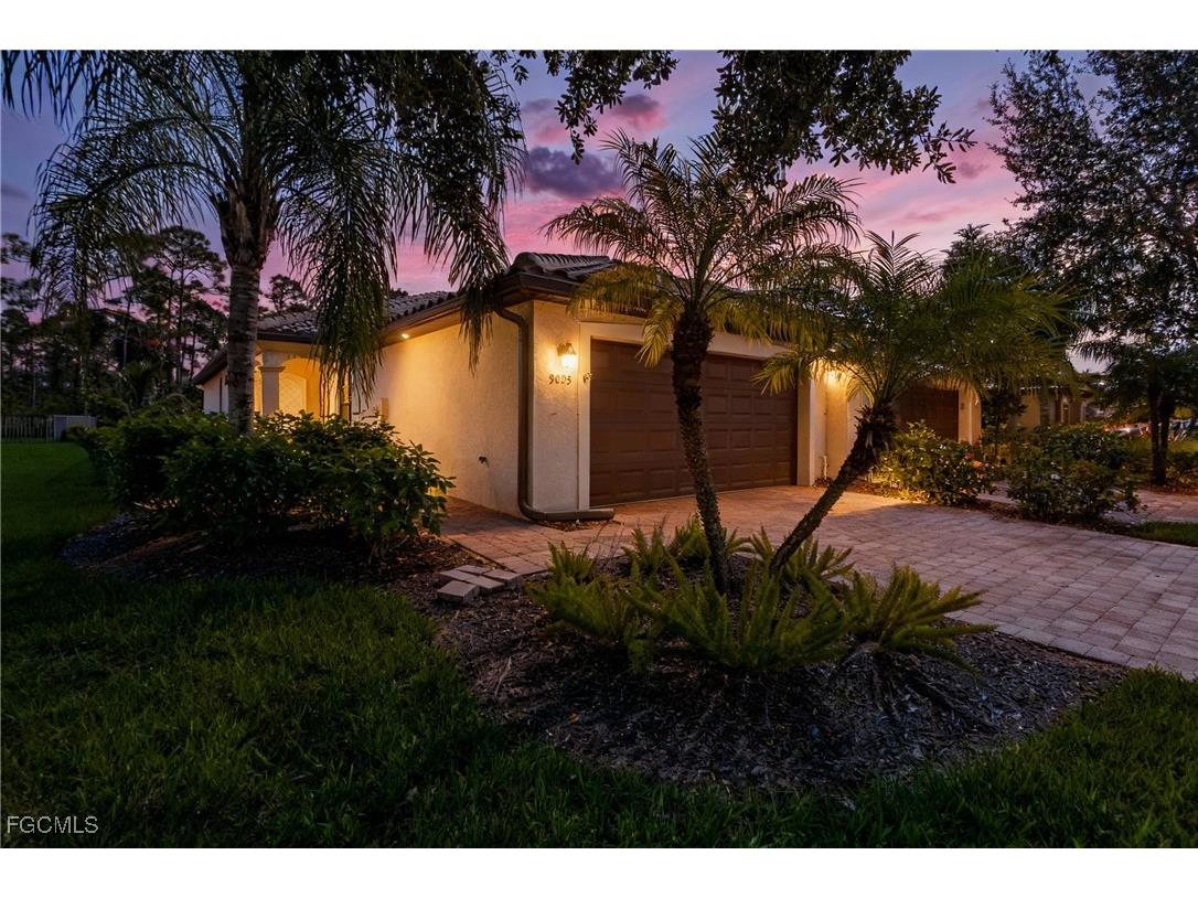 9095 Water Tupelo Road Fort Myers FL 33912 2025012787 image1