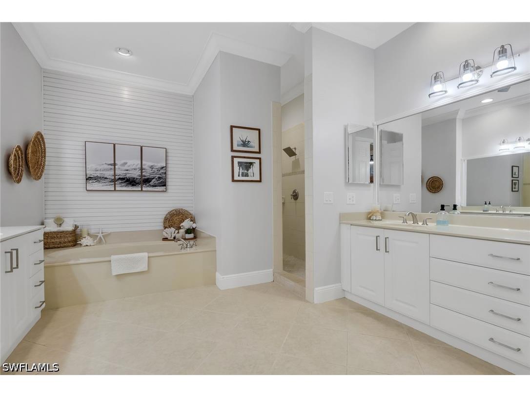 9097 Cherry Oaks Trail #202 Naples FL 34114 226014126 image28
