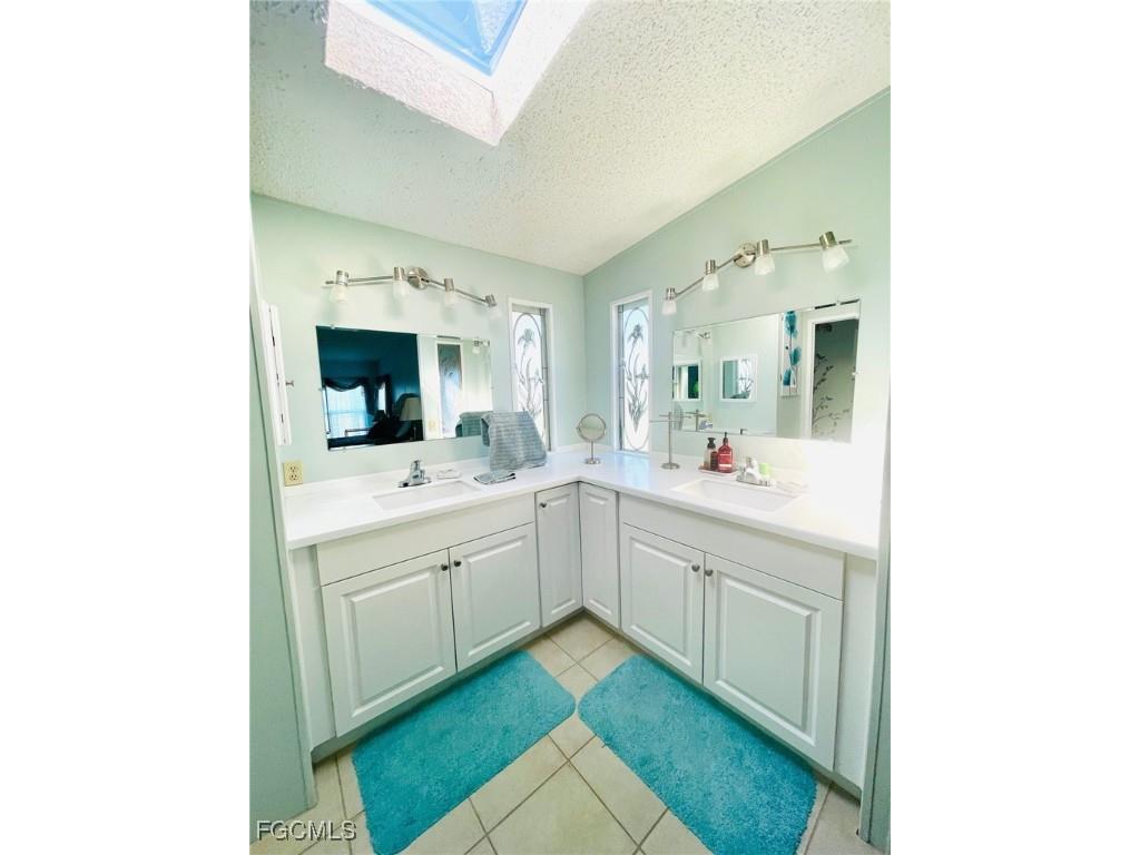 9097 Flamingo Circle North Fort Myers FL 33903 224093844 image17