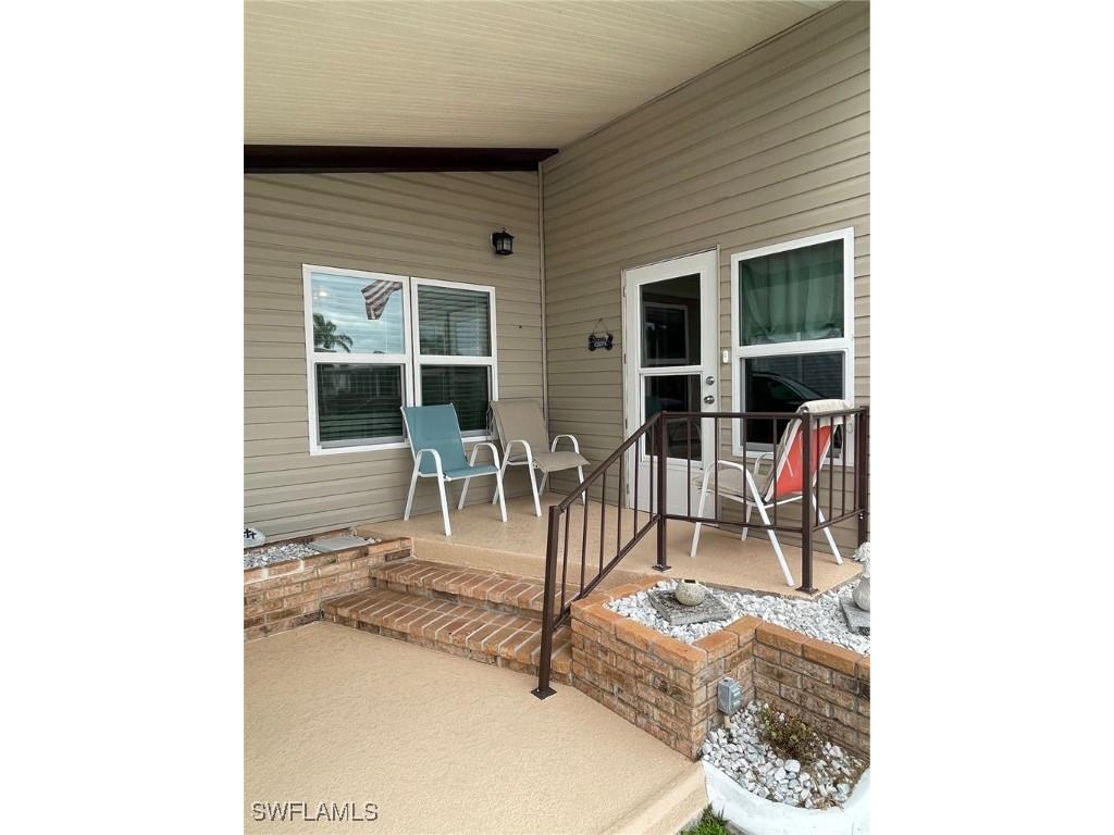 9097 Flamingo Circle North Fort Myers FL 33903 224093844 image2