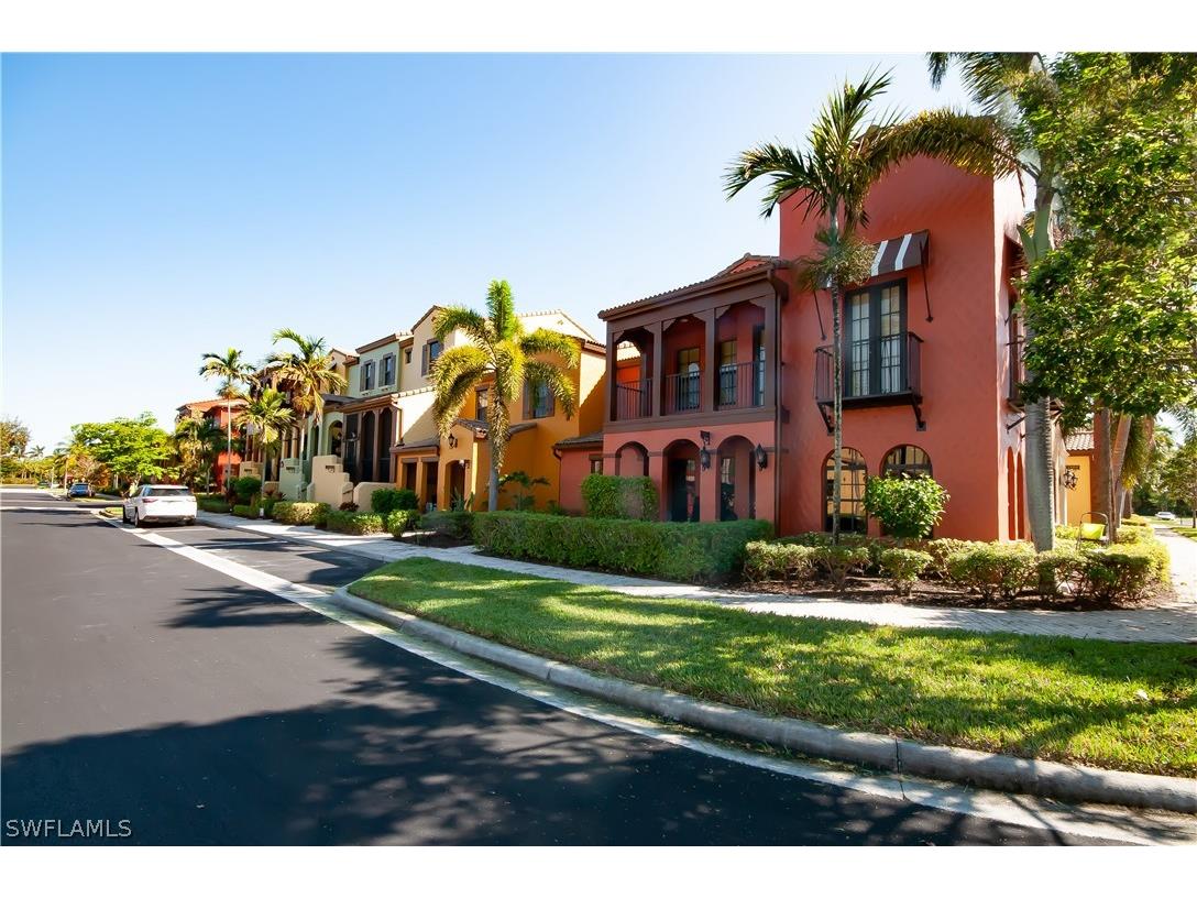 9098 Capistrano Street S #71-9 Naples FL 34113 222086204 image1
