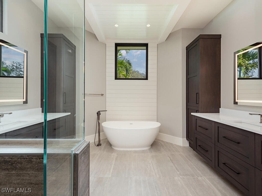 9099 The Lane Naples FL 34109 224074706 image16