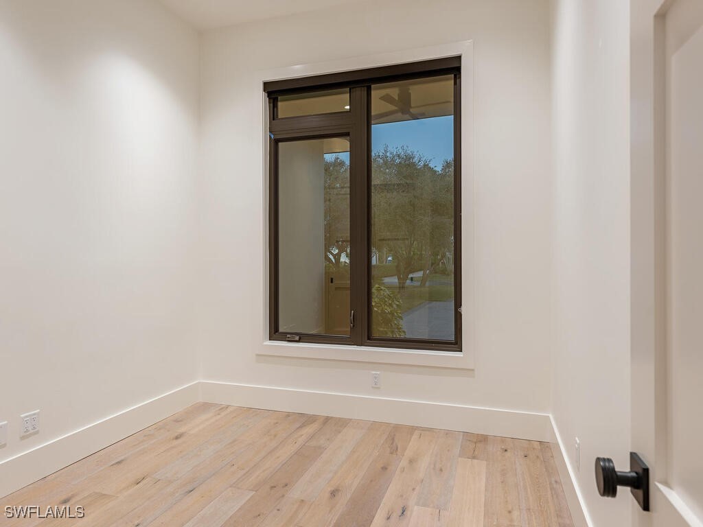 9099 The Lane Naples FL 34109 224074706 image20