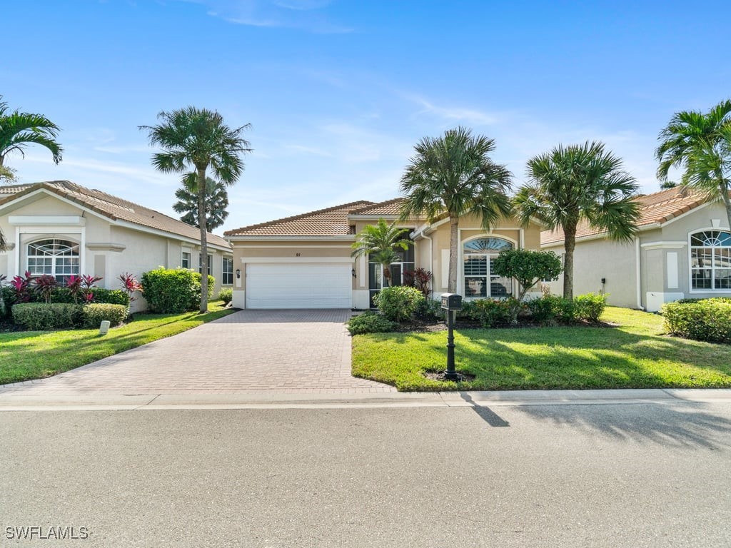 91 Glen Eagle Circle Naples FL 34104 224105355 image1