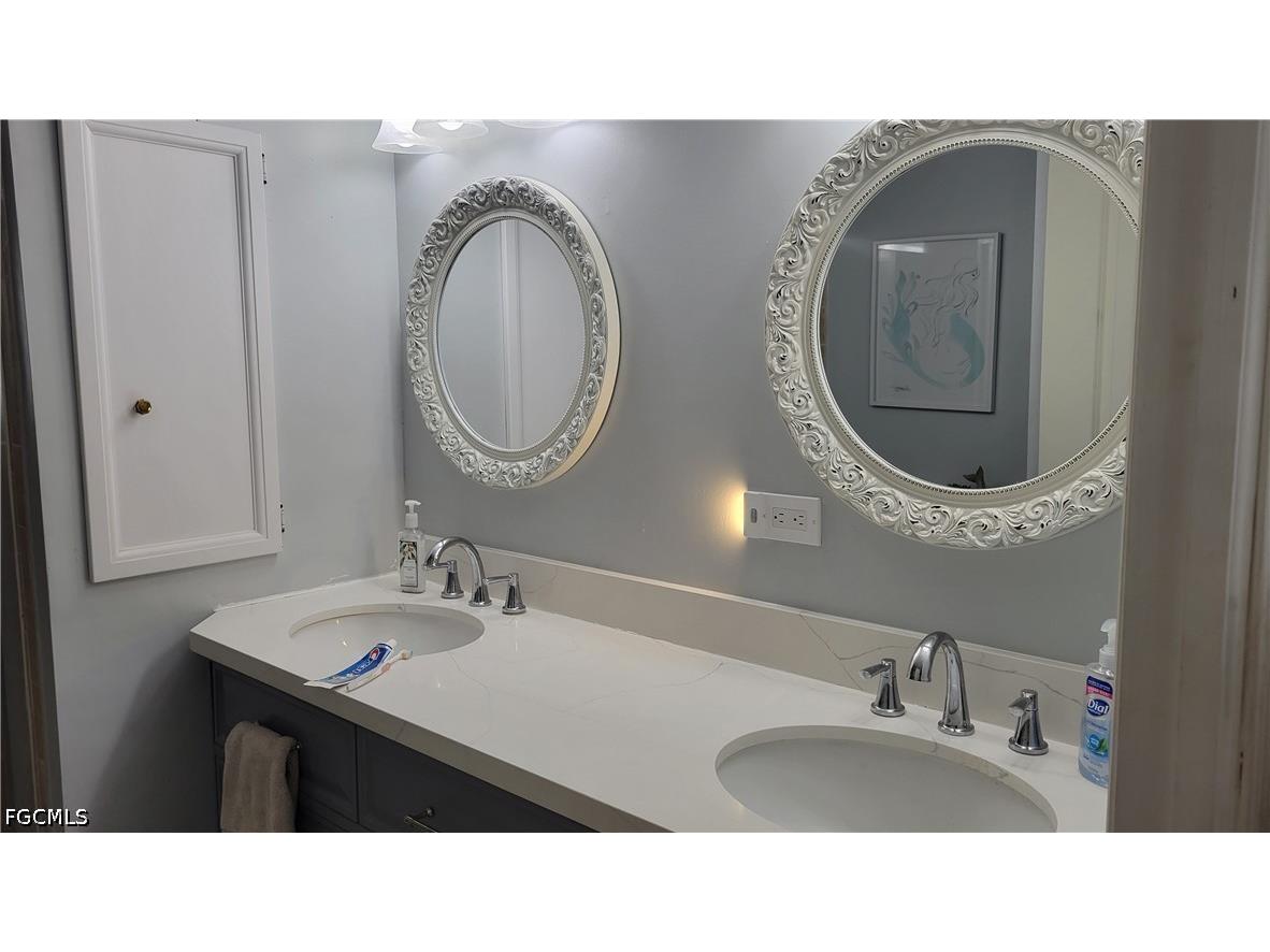 91 Sun Circle Fort Myers FL 33905 2026015556 image17
