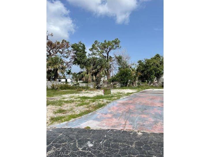 91 Sycamore Lane Fort Myers FL 33908 223037477 image1